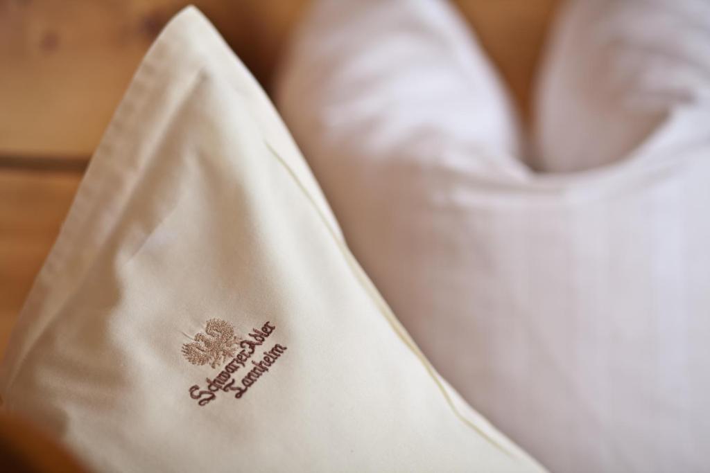 Das Traditionshotel Schwarzer Adler Tannheim Kamer foto